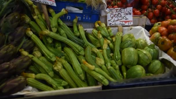 Bauernmarkt Mit Einer Vielfalt Bio Gemüse Farbenfroh Produktiv — Stockvideo