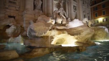 Roma Trinit dei Monti Kilisesi, İspanyol Merdivenleri ve İspanya kare gerçek zamanlı sabahın erken saatlerinde video