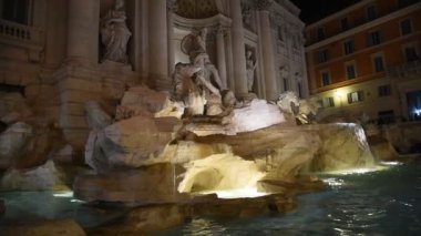 Roma Trinit dei Monti Kilisesi, İspanyol Merdivenleri ve İspanya kare gerçek zamanlı sabahın erken saatlerinde video