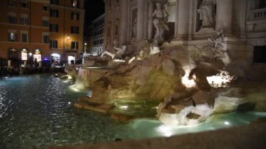 Roma Trinit dei Monti Kilisesi, İspanyol Merdivenleri ve İspanya kare gerçek zamanlı sabahın erken saatlerinde video