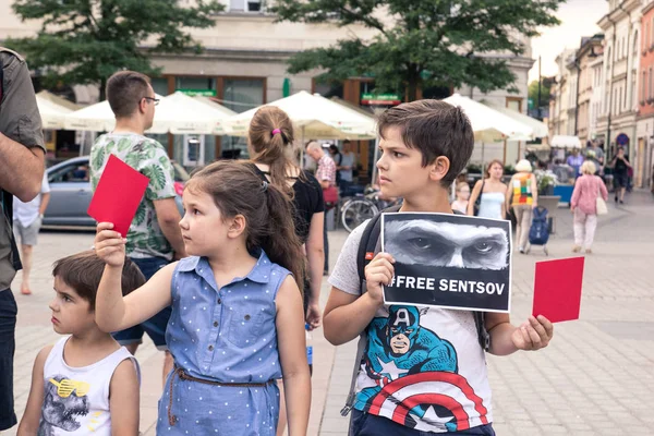 Krakau Polen 2018 Kinder Protestieren Mit Plakaten Und Roten Karten — Stockfoto