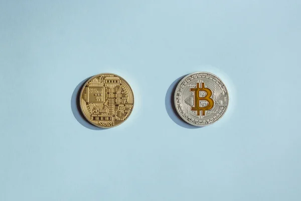 Dvě Bitcoiny Modrém Pozadí Pastelové — Stock fotografie