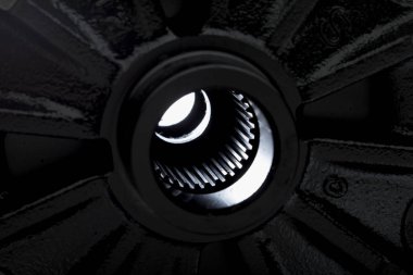 Aşırı yakın çekim araba tampon kasnak.