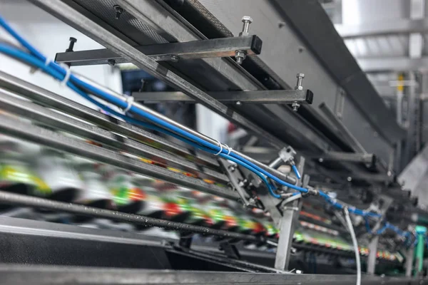 Alfombra Fábrica Bebidas Refrigerantes Para Pasar Con Velocidad — Foto de Stock