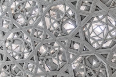 Soyut tavan ışık girişi ile.