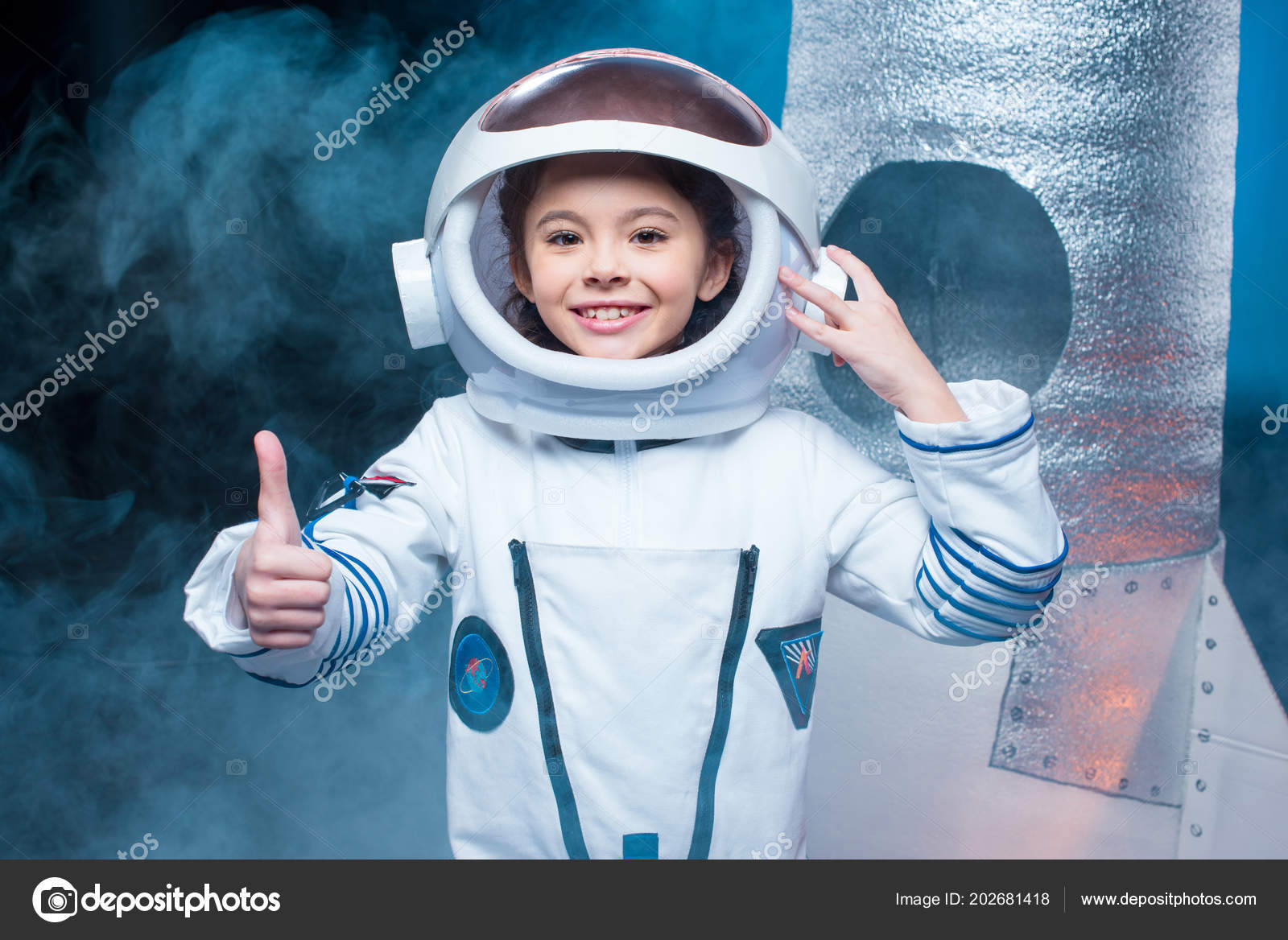 Smiling Child Astronaut Costume Doing Thumb Gesture — Stock Photo