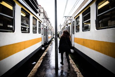 Eski genel tramvay istasyonu yürüme hipster