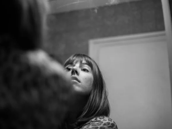 Young Woman Applying Mascara Front Mirror — Stock Photo, Image