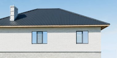 Yeni Windows 'u olan yeni bir ev. Tuğlaya bakan beyaz duvar ustası