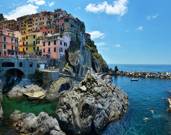 Pueblo Manarola Atardecer Manarola Una Pequeña Ciudad Provincia Spezia Liguria — Foto de Stock