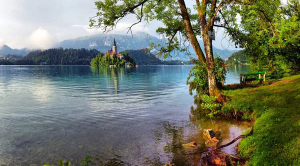 Bledsjön Med Marys Church Assumption Liten Bled Slovenien Europa Berg — Stockfoto