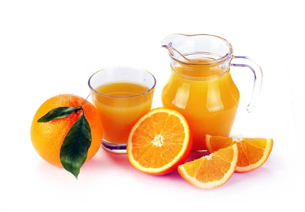 Jus Orange Met Oranje Geïsoleerd Een Witte Achtergrond Sap Glas — Stockfoto