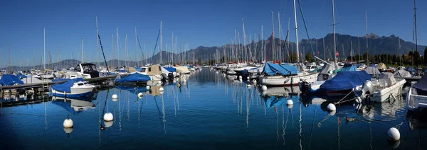 Swiss Lac Genève Octobre 2017 Yachts Sur Parking Automne Sur — Photo