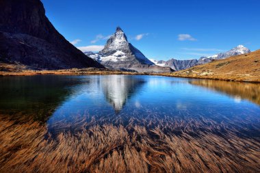 Riffelsee Gölü Zermatt Canton, Vala içinde MT Matterhorn yansıyan