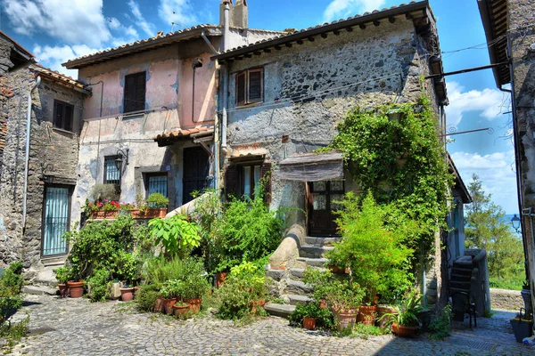 Italie, Anguillara Sabazia - 31 janvier 2016 : Anguillara est un sma — Photo