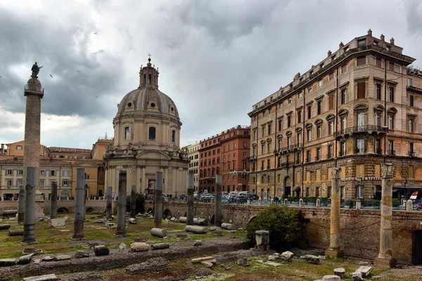 Italia, Roma, 20 de mayo de 2016 Es uno de los principales atractivos turísticos — Foto de Stock