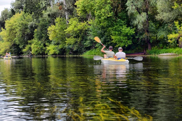 Ukraine, Psyol, 26,07,2019. Couple kayaking together in mangrove — Stock Photo, Image