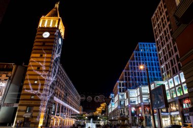 Gece şehri Dnipro, Ukrayna