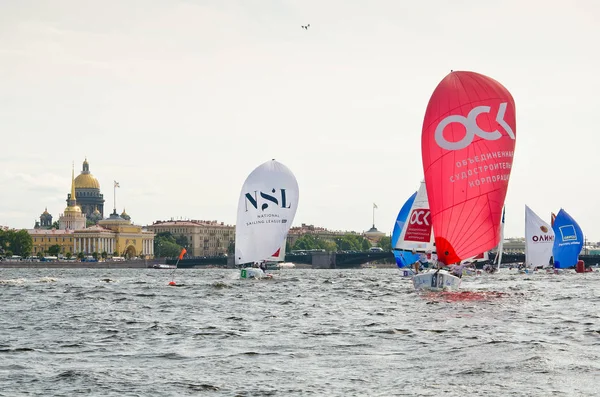 Baltian purjehdusviikko. Kilpailut jahti luokka J70 — kuvapankkivalokuva