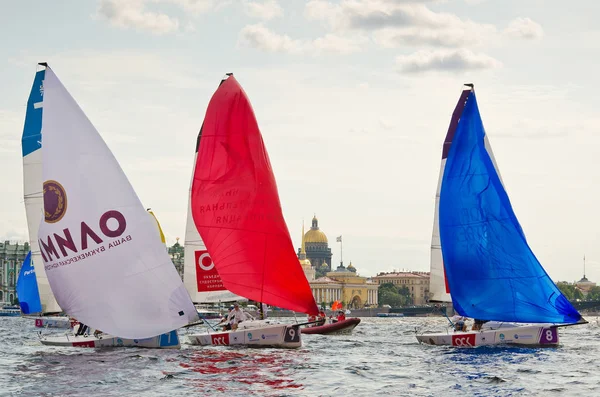 Baltic yacht vecka. Tävlingar yacht klass J70 — Stockfoto