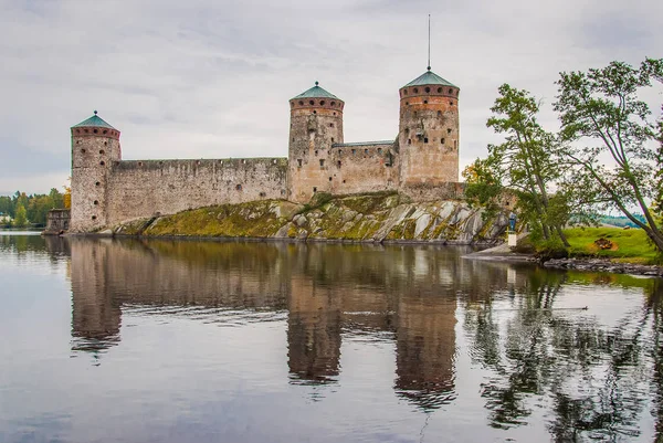 Olavinlinna Burg in savonlinna — Stockfoto