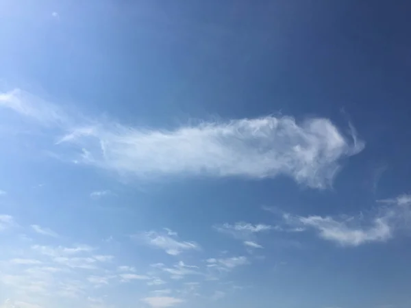 Schöne Wolken Mit Blauem Himmel Hintergrund Naturwetter Wolkenblauer Himmel Und — Stockfoto