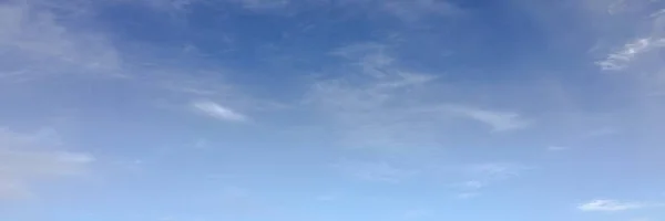 Hermosas Nubes Sobre Fondo Azul Del Cielo Cielo Nublado Cielo — Foto de Stock