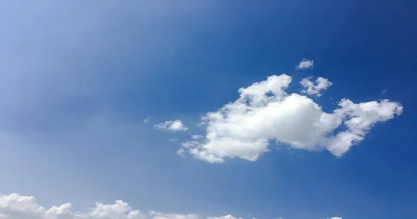 Beaux Nuages Sur Fond Ciel Bleu Ciel Nuageux Ciel Bleu — Photo