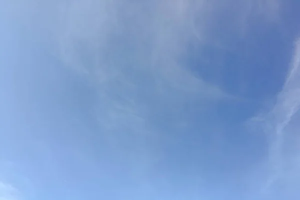 Awan Kecantikan Dengan Latar Langit Biru Awan Langit Langit Biru — Stok Foto