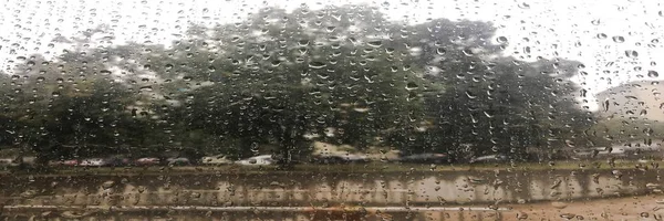 Tetes Pada Jendela Cahaya Yang Indah Kaca Basah Tetes Hujan — Stok Foto