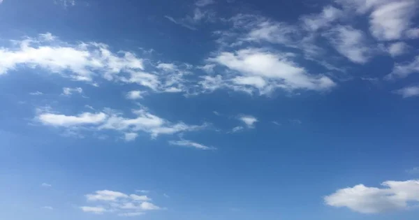 Nube Belleza Sobre Fondo Cielo Azul Deslaves Del Cielo Cielo — Foto de Stock