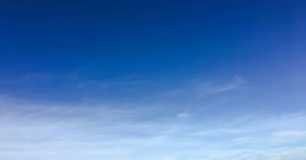 Прекрасні Хмари Фоні Блакитного Неба Хмарне Небо Блакитне Небо Похмурою — стокове фото