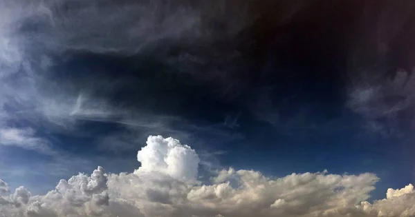 Hermoso Cielo Azul Con Fondo Nubes Nubes Celestes Cielo Con — Foto de Stock