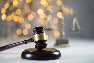 Hukuk ve Justive, altın bokech arka plan