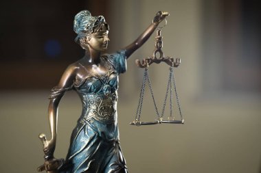 Hukuk sembollerde Avukatlık Bürosu