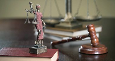 Hukuk sembollerde Avukatlık Bürosu