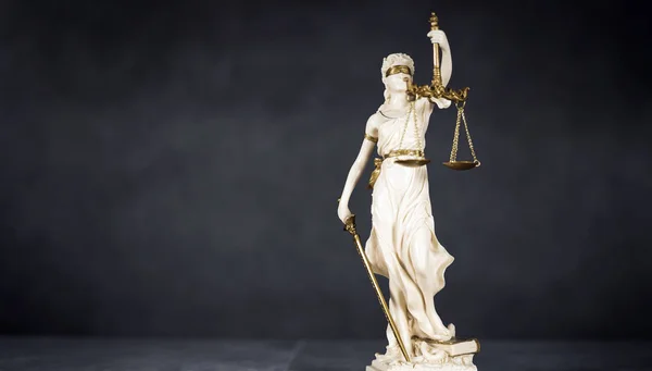 Skulptur Der Blinden Themis Mit Leeren Waagen Mythologische Griechische Göttin — Stockfoto