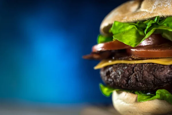 Fresh Tasty Cheeseburger Wooden Board Fast Food Concept — Stock Photo, Image