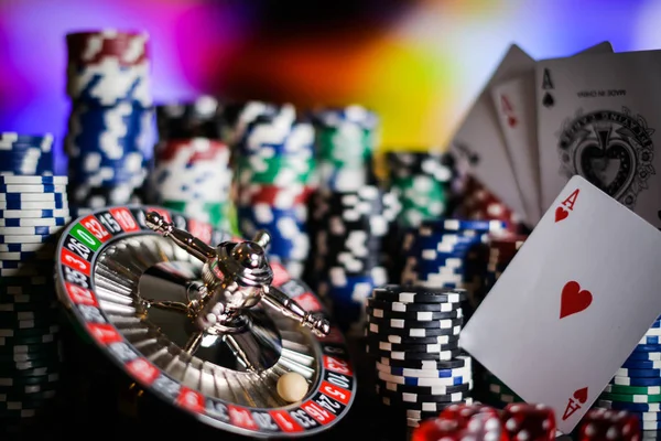 Fundo Casino Fichas Poker Cartas Mesa Jogos Roleta Roda Movimento — Fotografia de Stock