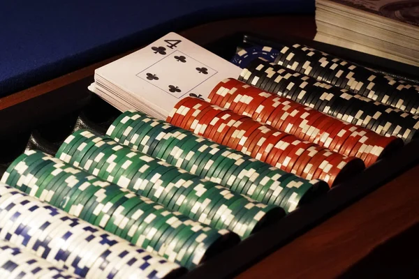 Крупним Планом Барвисті Ігрові Покерні Фішки — стокове фото