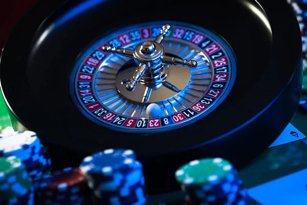 Casino Bakgrund Pokermarker Spel Bord Roulettehjulet Rörelse — Stockfoto