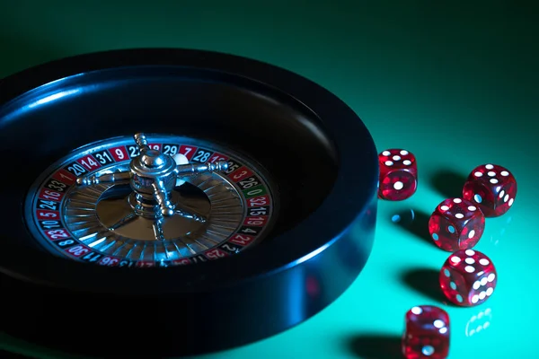 Casino Hintergrund Roulette Rad Bewegung Und Würfel — Stockfoto