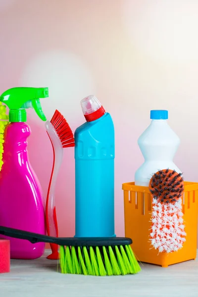 Σπίτι Καθαρισμού Έννοια Διάφορα Προϊόντα Καθαρισμού Θέση Για Την Τυπογραφία — Φωτογραφία Αρχείου