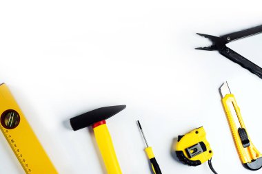 Sarı tamir ve inşaat için araçlar kümesi