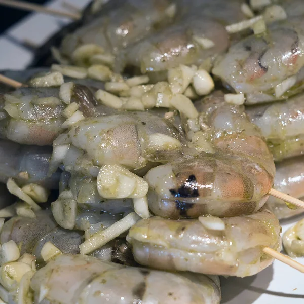 烤架上的生虾 — 图库照片