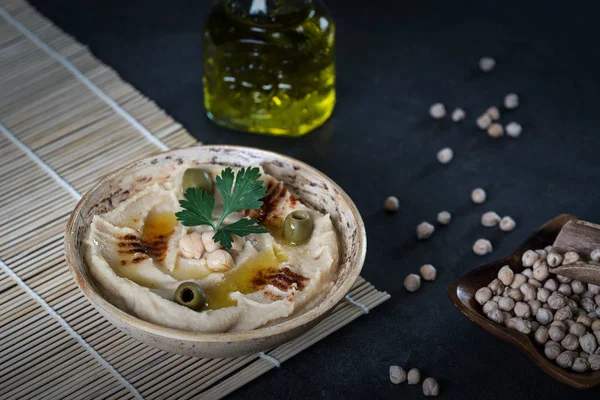 Hummus Med Färska Kikärter Olivolja Och Persilja Traditionella Levantine Dopp — Stockfoto