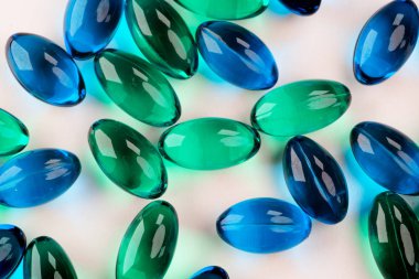 Renkli hap tedavisi için yakın çekim.