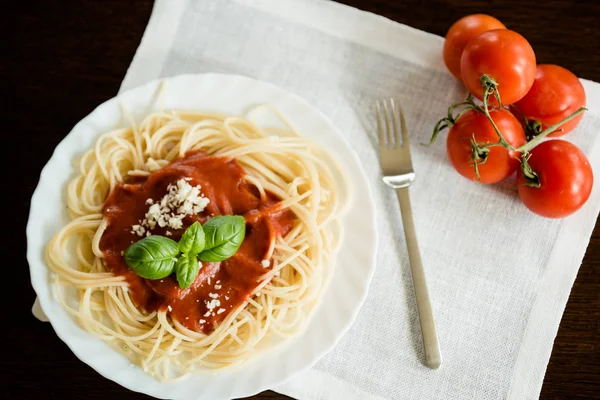 Italian Pasta Tomato Sauce Basil Leaves — Stock Photo, Image