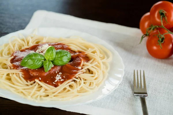 Italian Pasta Tomato Sauce Basil Leaves — Stock Photo, Image