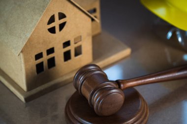 Hukuk ve adalet Tema. Hukuk tahta tokmak avukat, adalet kavramı, hukuk sistemi, Yargıç Hummer